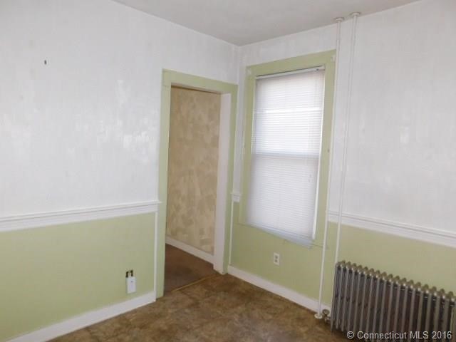 165Sherman Ave, Meriden, CT 06450