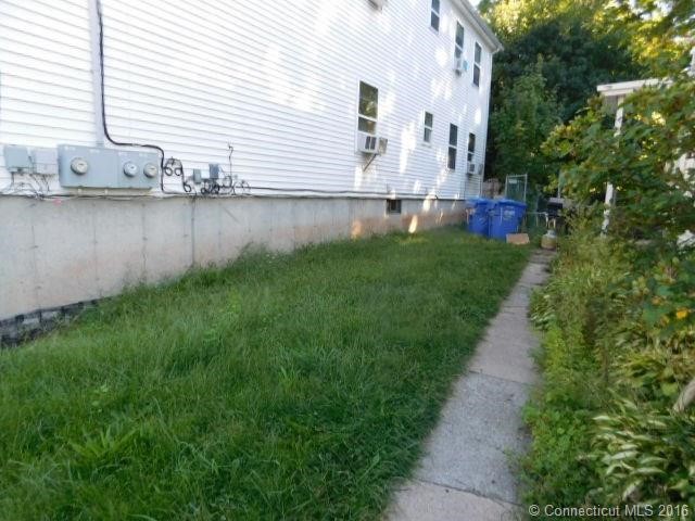 165Sherman Ave, Meriden, CT 06450