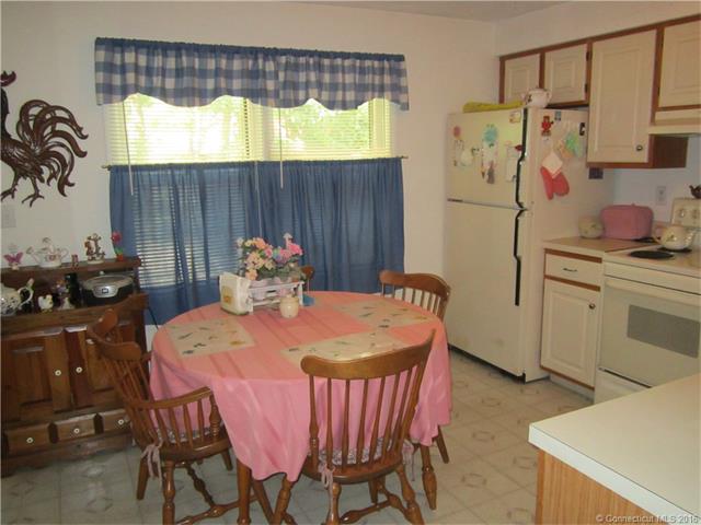 212 Broad St, Meriden, CT 06450
