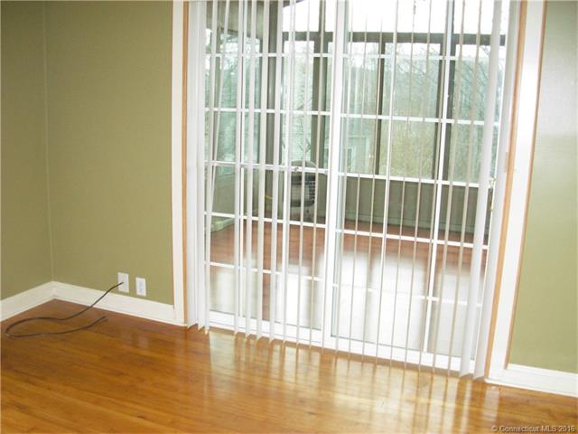 25 Welles Ter, Meriden, CT 06450