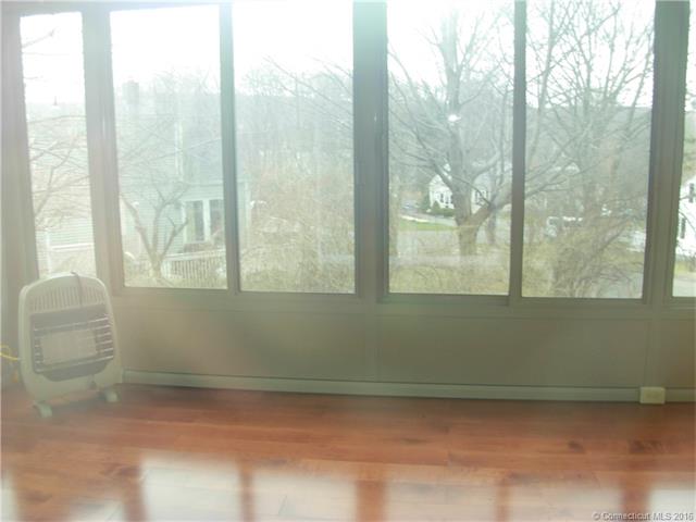25 Welles Ter, Meriden, CT 06450