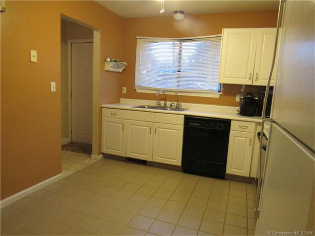 149 Suffolk Court, Meriden, CT 06450