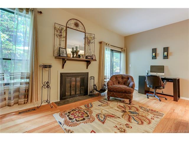217 Natchaug Dr, Meriden, CT 06450