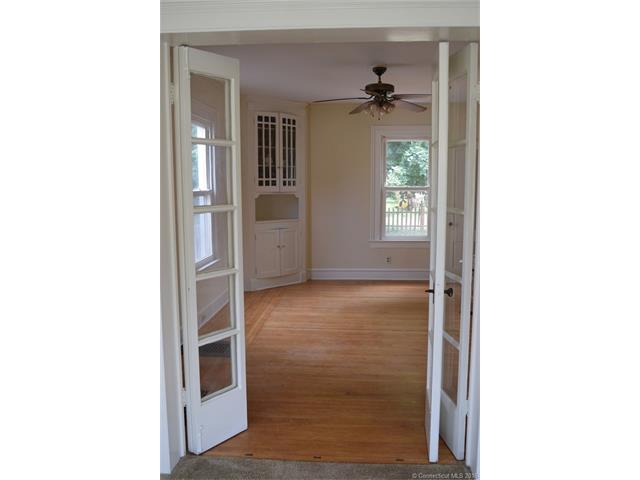 57 Newton St, Meriden, CT 06450