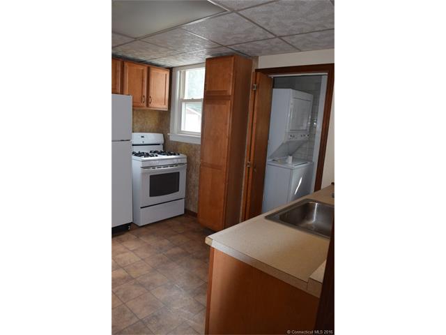 57 Newton St, Meriden, CT 06450