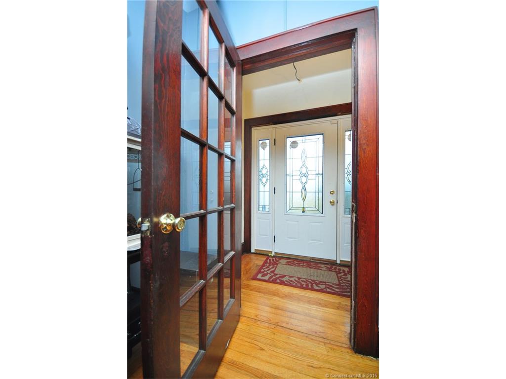 141 View St, Meriden, CT 06450