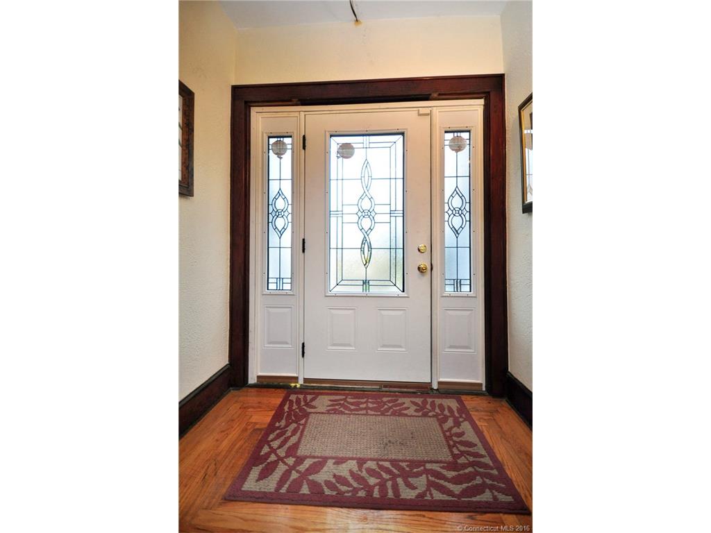 141 View St, Meriden, CT 06450
