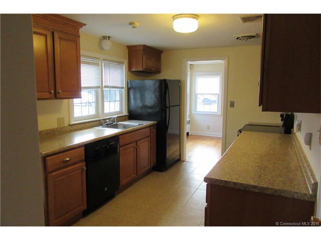 1319 N Broad St, Meriden, CT 06450