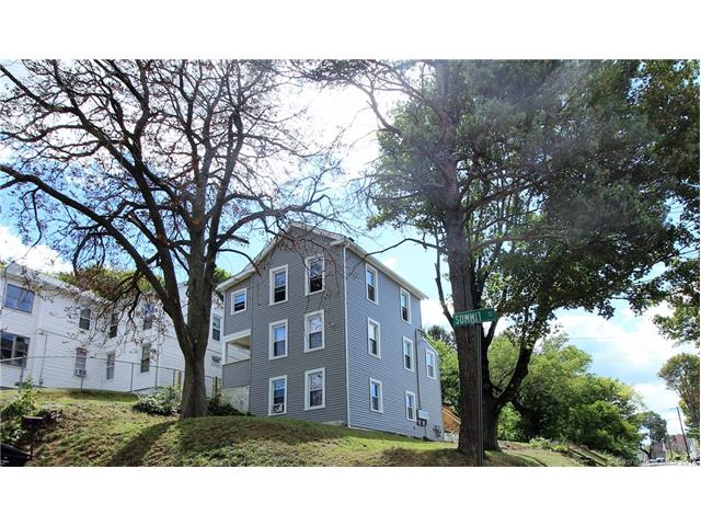 28 Summit St, Meriden, CT 06450