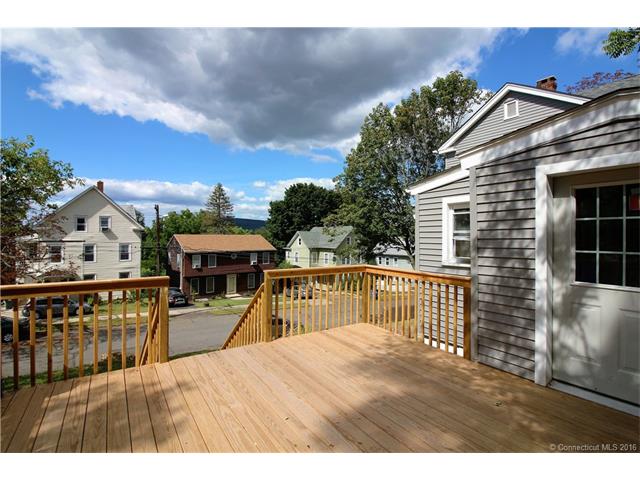28 Summit St, Meriden, CT 06450