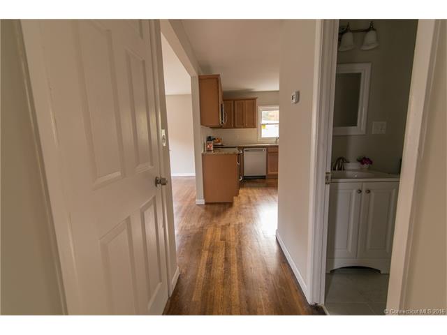 41 Morton Rd, Meriden, CT 06450