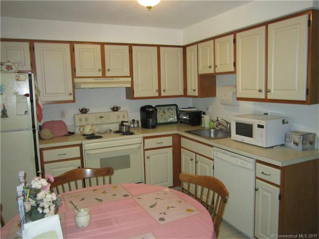 212 Broad St, Meriden, CT 06450