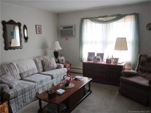 212 Broad St, Meriden, CT 06450