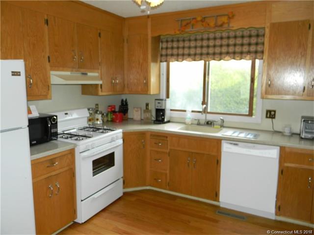 37Woodley Ct #20, Meriden, CT 06450