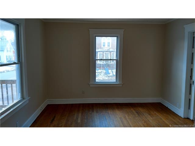 154 Bunker Ave, Meriden, CT 06450