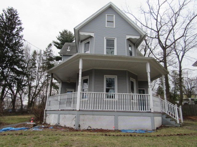 109 Ann StMeriden, CT, 06450New Haven County