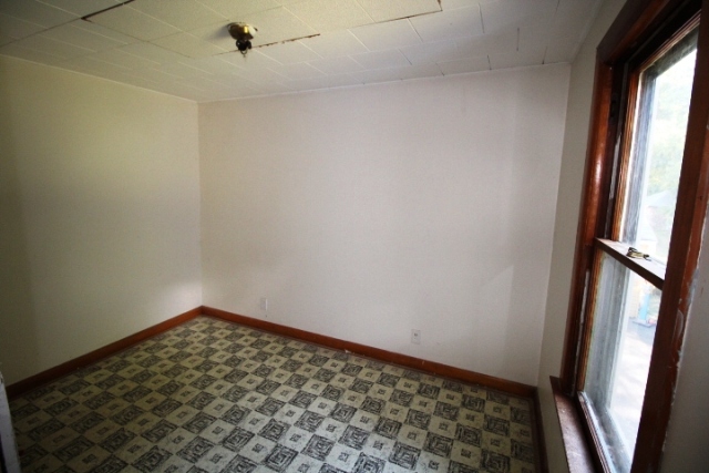 10 Artizan StMeriden, CT, 06450New Haven County
