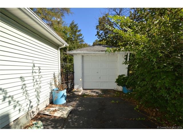 201Springdale Ave, Meriden, CT 06451