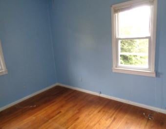113 Cheshire Rd, Meriden, CT 06451