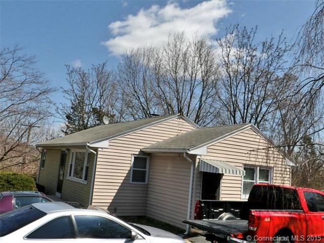 6 Jepson Ln, Meriden, CT 06451