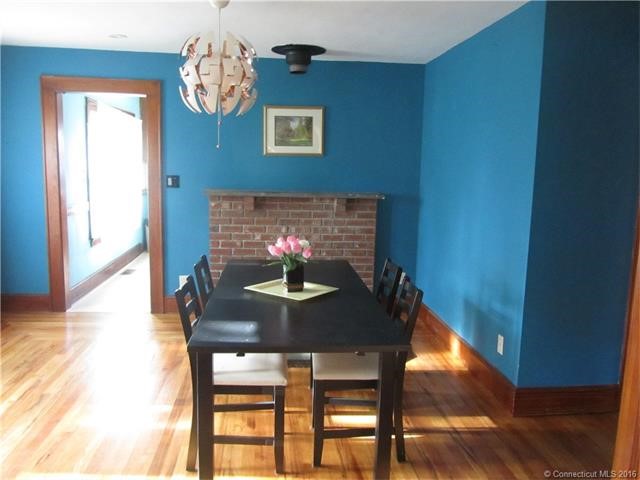 620Gracey Ave, Meriden, CT 06451
