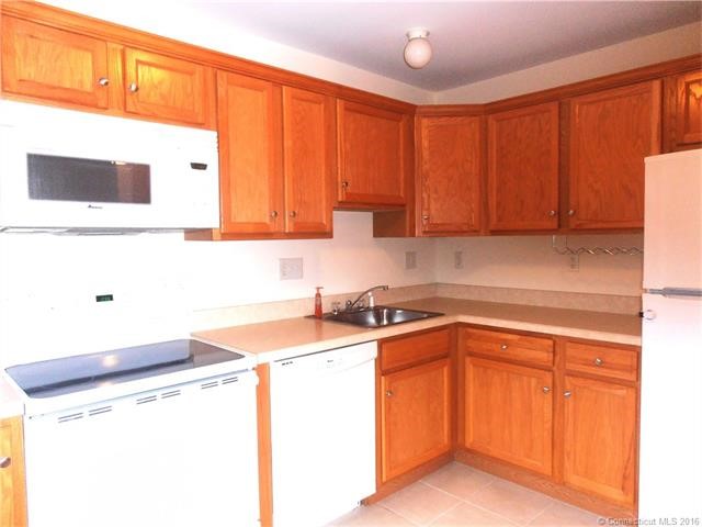 245Woodland St #26, Meriden, CT 06451