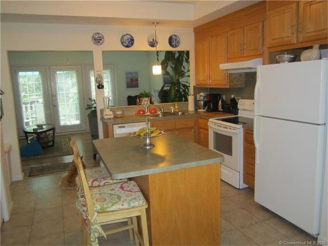 277 Reservoir Ave, Meriden, CT 06451
