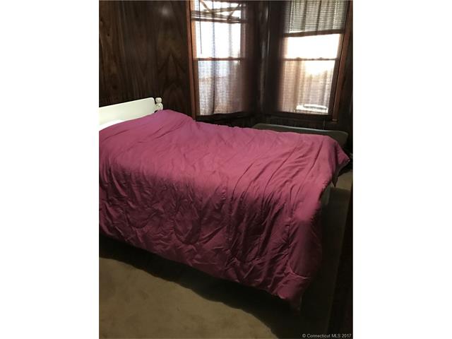 65 Hillside Ave, Meriden, CT 06451
