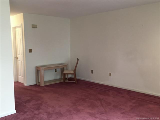 24Village View Ter #24, Meriden, CT 06451