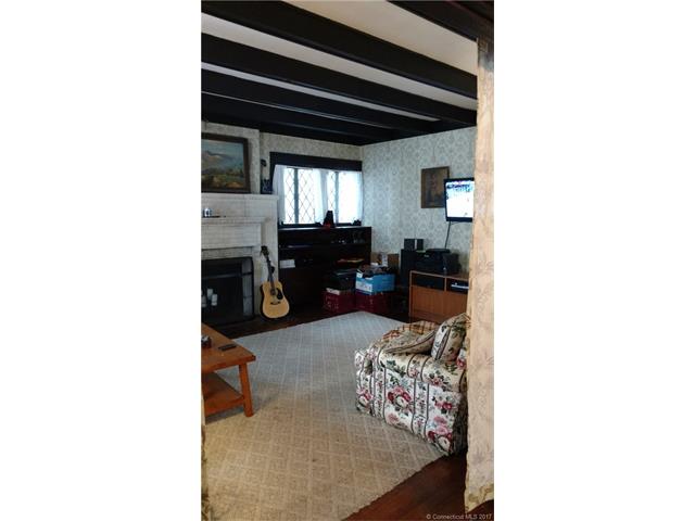 90 Lincoln St, Meriden, CT 06451
