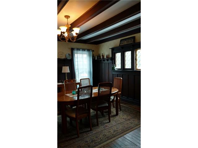 90 Lincoln St, Meriden, CT 06451