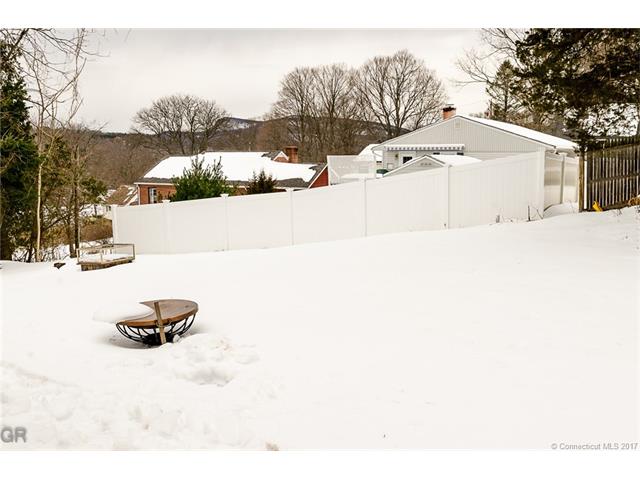 78 Hillcrest Ave, Meriden, CT 06451
