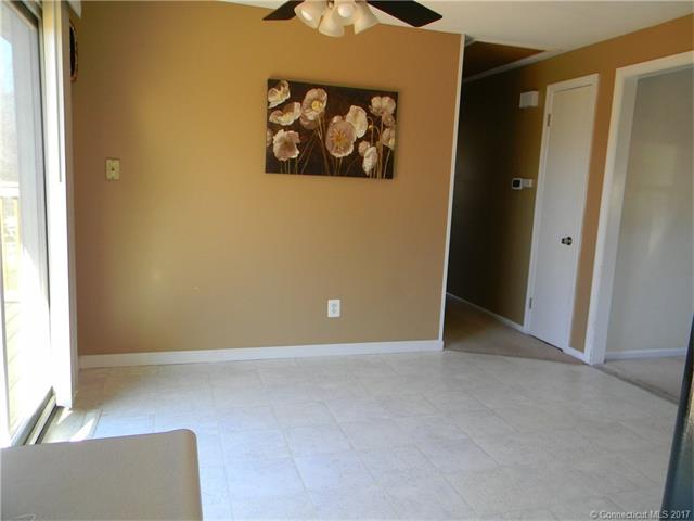 28 Pettit Dr, Meriden, CT 06451
