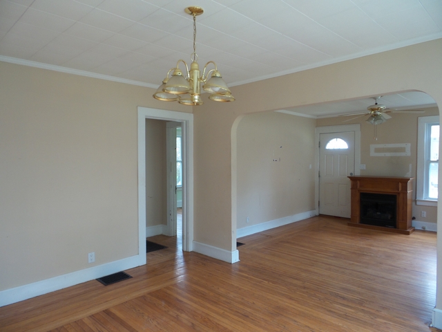 61 Meriden AveMeriden, CT, 06451New Haven County