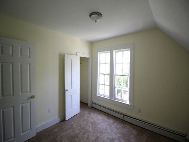 183 Spring StMeriden, CT, 06451New Haven County