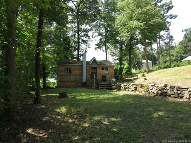 17Kickapoo Rd, Middlefield, CT 06455