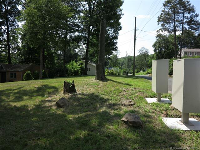 17Kickapoo Rd, Middlefield, CT 06455