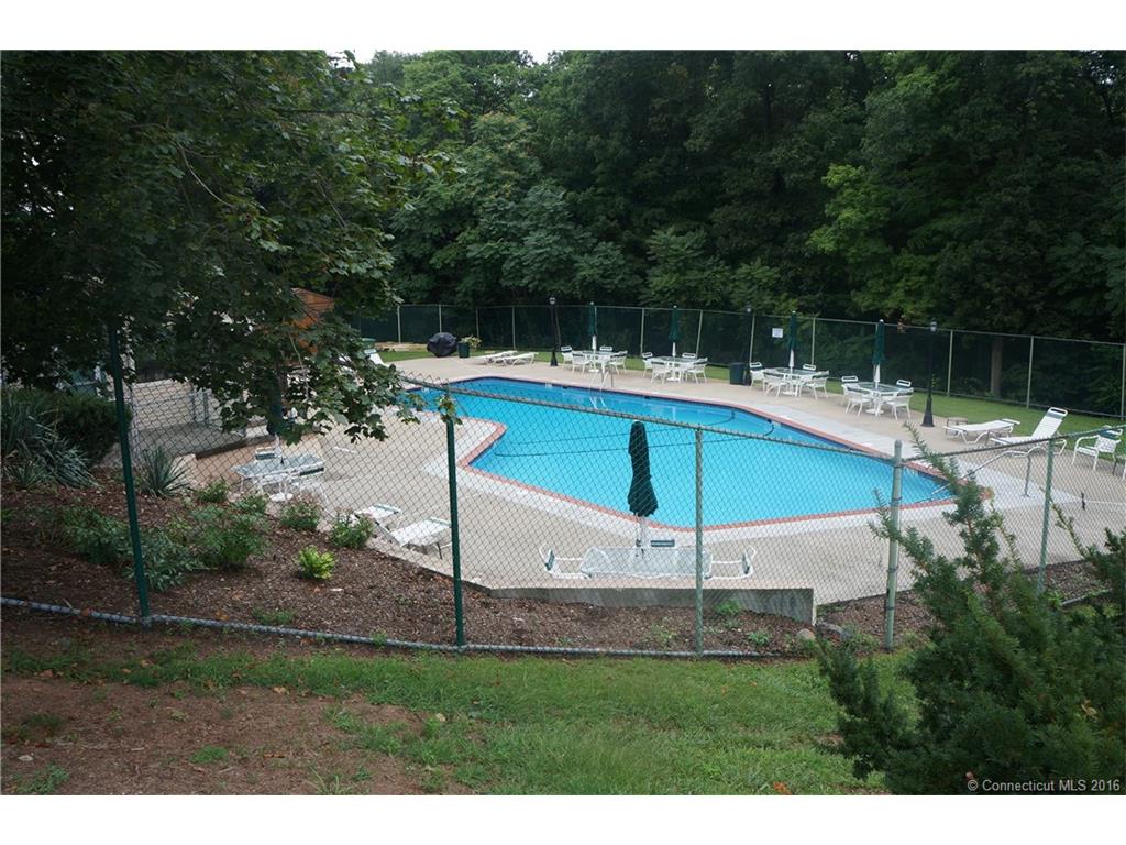 176 Rising Trail Drive, Middletown, CT 06457