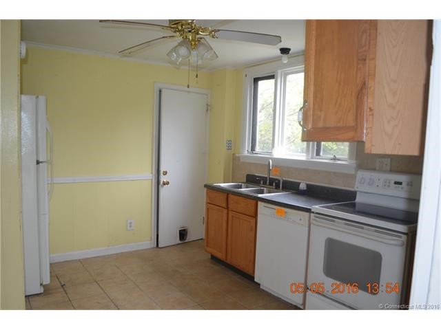 769S Main St, Middletown, CT 06457