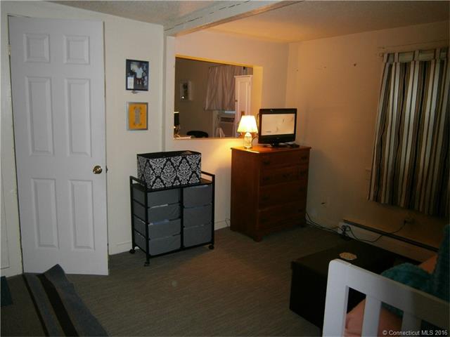21 Portland St, Middletown, CT 06457