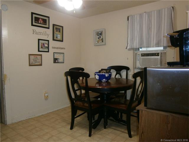 21 Portland St, Middletown, CT 06457