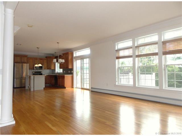 40 Annello Way, Middletown, CT 06457
