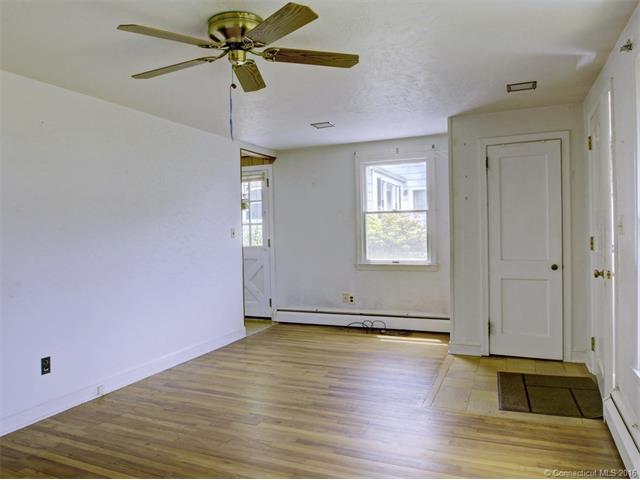 231 Spencer Dr, Middletown, CT 06457