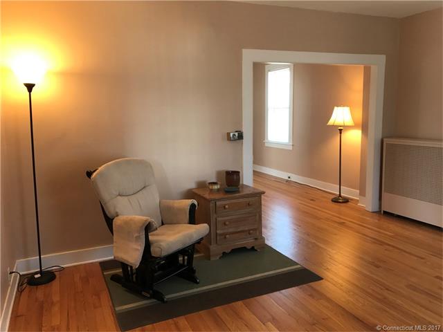 577High St, Middletown, CT 06457