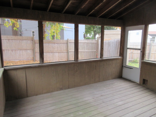1 E Lake PlMiddletown, CT, 06457Middlesex County