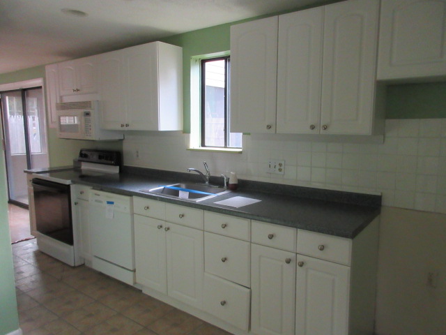 1 E Lake PlMiddletown, CT, 06457Middlesex County