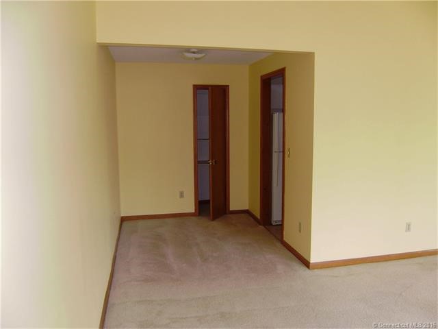 91Stowe Ave #201, Milford, CT 06460