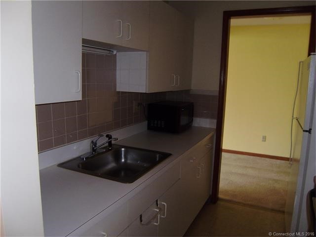 91Stowe Ave #201, Milford, CT 06460