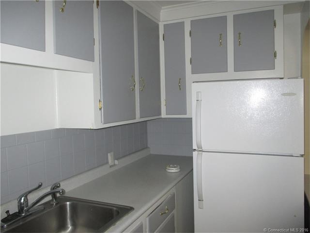 26Golden Hill St #5, Milford, CT 06460