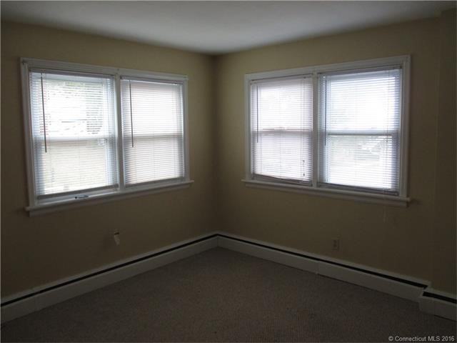 26Golden Hill St #5, Milford, CT 06460